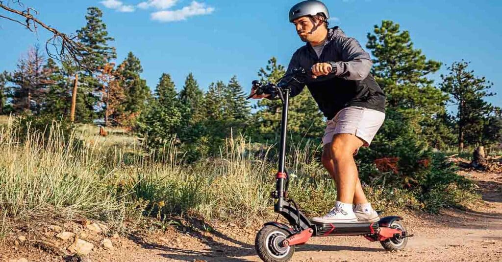 How-To-Balance-on-A-Kick-Scooter?